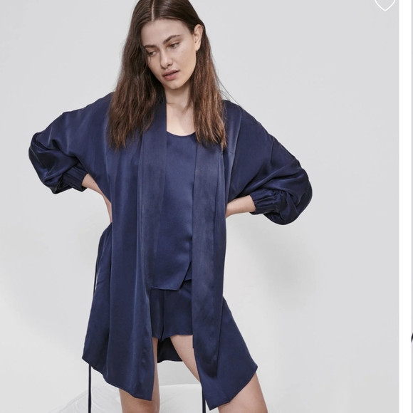 🆕 LUNYA Washable Silk Robe deep blue Xs-S